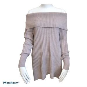 3/$25 Elle Knit Off Shoulder Tiered Sweater Sz S